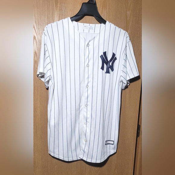 MLB Other - MLB Genuine Merchandise TORRES 25 Jersey Tee Youth XL 18-20
